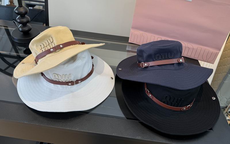 Miumiu Hat dx33